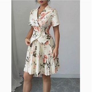 Completo da donna primavera autunno 2026: Nuovo set alla moda con stampa floreale elegante e abito <span class=keywords><strong>due</strong></span> pezzi casual - Product Image 1
