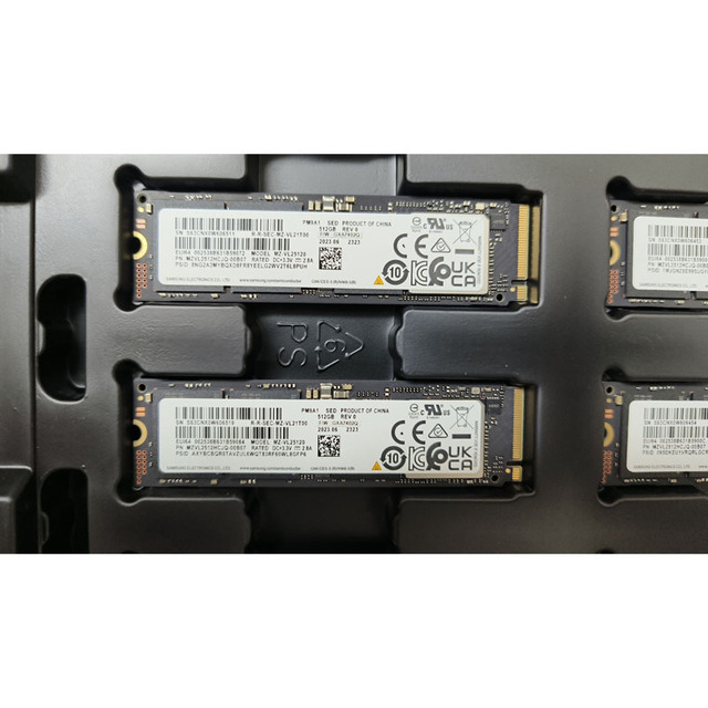 Internal SSD MZ7LM3T8HMLP0D3 3.84TB SATA 6gbps 2.5inch Metal & Plastic 8 GB 200gb Ssd Price 2.5 Inch 512 MB 500GB - 750GB 12.0ms
