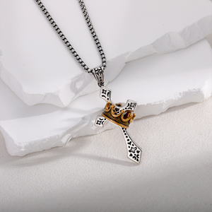 قلادة بتصميم تاج وصليب عتيق مطلية بالفضة، مجوهرات أنيقة للنساء للارتداء اليومي وهدية للمناسبات الخاصة - Product Image 3