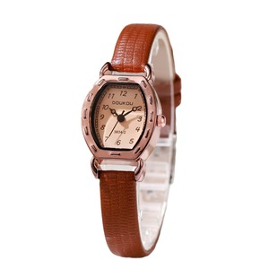 Correa de cuero retro, reloj de mujer con forma de tonneau, resistente al agua, adecuado para estudiantes, exámenes y relojes de cuarzo silenciosos. - Product Image 3