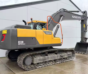 Excavadora Volvo EC220 Usada, Confiable y Potente, Motor, Caja de Cambios y Bomba Originales de Suecia, PLC, 22 Toneladas, Pocas Horas de Uso, Buen Estado, en Venta - Product Image 1