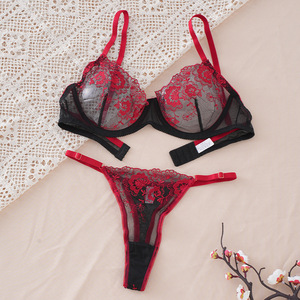 Ensemble de soutien-gorge élégant en dentelle avec effet push-up, rouge et noir, lingerie féminine - Product Image 3