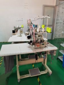 Dispositivo de Medición de Tensión de Corte con Alimentación Automática RONMACK RM-18K-UT para Cilindro Pequeño, para Colocación de Elásticos en Overlock - Product Image 2