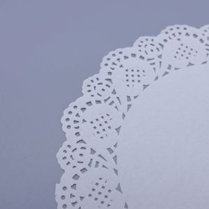 Disposable High Quality Double-Sided Lace Oil Absorbing <b>Paper</b> Pad White Food Grade Eco-Friendly Greaseproof Non-Stick for Bread - Product Image 4
