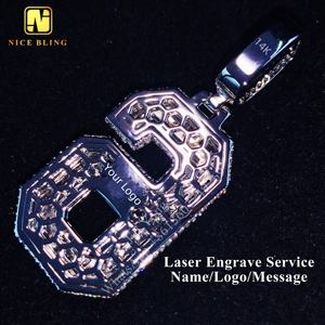 ผู้ผลิตเครื่องประดับตามสั่ง จี้เพชรทรงตัวเลขแบบกำหนดเอง จี้เพชรโมอิสซาไนต์ทรงบาแก็ตต์ 6 เม็ด เครื่องประดับแบบ Iced Out สร้อยคิวบัน ฮิปฮอป ร็อค - Product Image 4