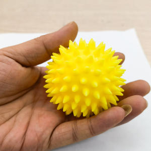 Fascia muscular dirigida y terapia física TPR Yoga Spiky Bola de masaje de plástico duro personalizada - Product Image 5