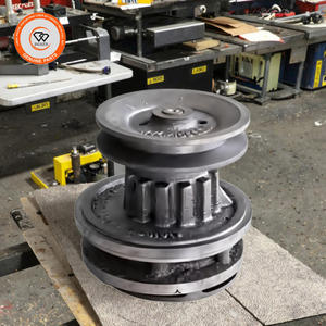 עבור קומצא מנוע PC200-5 4d95l מחפר אביזרים משאבת מים חצוף 6206-61-1104 חלקי מכונות בנייה - Product Image 1