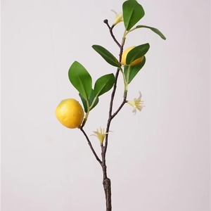 Venta al por mayor de ramas de limón artificiales amarillas, 2 frutas, plantas artificiales, accesorios de fotografía para el hogar, jardín, <span class=keywords><strong>restaurante</strong></span>, decoración - Product Image 5