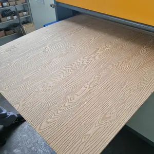 लकड़ी अनाज बनावट बनाने रोलर मोल्ड ठोस लकड़ी MDF बोर्ड प्लाईवुड के लिए Embossing मशीन