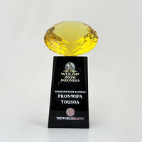 Plaque en verre personnalisée avec base en cristal noir imprimée UV, trophée en cristal transparent jaune, trophée en cristal diamant