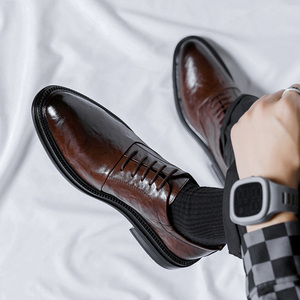 Mocassins de bureau formels pour hommes, chaussures Oxford antidérapantes, chaussures de mariage, dessus en PU pour l'automne - Product Image 1