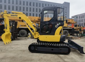 รถขุดตีนตะขาบ PC55MR-3 PC35MR-3 Komatsu มือสองรวมเครื่องยนต์ผลิตจากญี่ปุ่น - Product Image 2