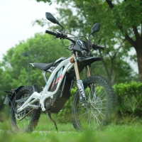 Zerogo Surron Light Bee 3C 2026, cyclomoteur électrique homologué pour la route, 72V 35Ah 10000W 45Kmh, moto tout-terrain électrique Surron Light Bee L1e