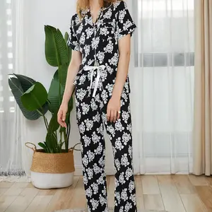 カスタム女性ベトナム、女性のための異なる色のパジャマのシルク服高品質の輸出ホームウェア/