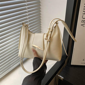 กระเป๋าสะพายไหล่ผู้หญิงแฟชั่น 2026 กระเป๋าผู้หญิงรุ่นใหม่ กระเป๋าหนัง PU คุณภาพสูงแบบสะพายข้าง - Product Image 4