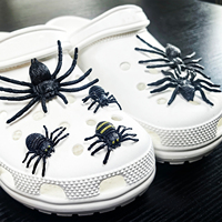 Nouvel Arrivage Vente Chaude : Breloque de Chaussure 3D Araignée Noire Effrayante, Tendance Horreur, pour Adultes et Garçons, Décorations de Chaussures en Gros