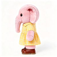 Peluche Éléphant Kawaii avec Robe Jaune à Revers et Chaussures en Cuir – Doux Animal en Peluche Mignon et Adorable