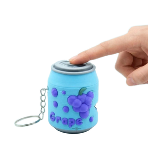 Mini porte-clés anti-stress en forme de canette de soda de dessin animé 4*5*5cm, breloque de sac portable, accessoire de décompression pour les doigts - Product Image 1
