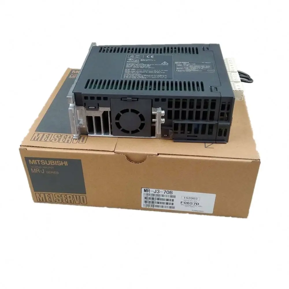 100% Nieuwe Originele 750W Servo Drive MR-J3-70B Servo Versterker Voor Mitsubishi