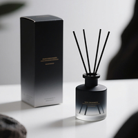 Bouteilles rondes Offre Spéciale de diffuseur de roseau de 120ML150ML 200ml avec la bouteille en verre d'aromathérapie de chapeau