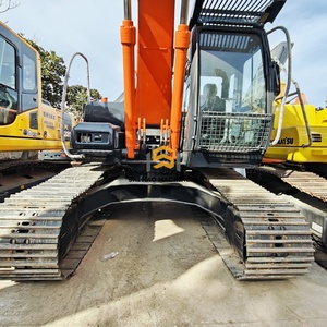 รถขุดตีนตะขาบมือสอง ยี่ห้อญี่ปุ่น รุ่น Big Project  รถขุดมือสอง Hitachi ZAXIS200 สำหรับขาย - Product Image 1