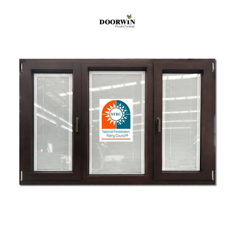 Doorwin su misura rivestimento In alluminio In legno due vie di apertura finestre a battente In legno inclinabili e girevoli con persiane integrate
