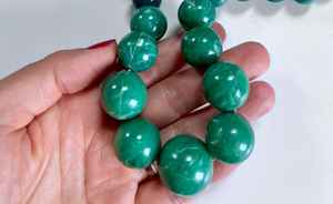 Collar de Resina Hecho a Mano con Diseño Artístico de Colgante, Joyería Ligera de Moda, Perfecta para Uso Diario, Atuendos Casuales y Festivos - Product Image 2