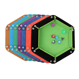 Caja de dados DND plegable con logotipo personalizado al por mayor, bandeja de dados de tela de terciopelo Hexagonal tallada para almacenamiento de escritorio para jugadores DND - Product Image 1