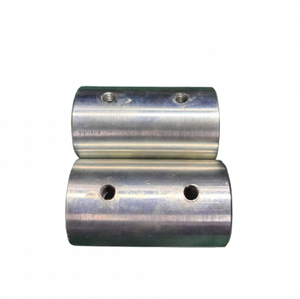 Piezas de Acero al Carbono Torneadas por CNC Personalizadas |   Manguito de Acoplamiento de Eje de Acero Mecanizado por CNC con Orificios para Tornillos de Fijación, Precio de Fábrica - Product Image 4