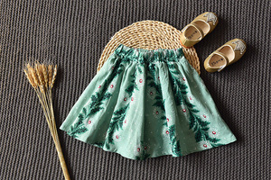 Produit phare : Ensemble de vêtements en coton pour enfants American Express Black Card, motifs fleurs séchées, pour la vente en gros - Product Image 4