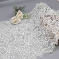 Galon élastique large de haute qualité en dentelle blanche, motif floral pour voiles, manches, cols, lingerie, robes de mariée