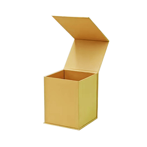 Custom Eco-friendly Portable <b>Magnetic</b> Closure Rigid Paper <b>Box</b> with Embossing and Sponge Lining for Candle Gift Packaging - Product Image 1