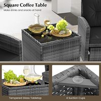 Ensemble de meubles d'extérieur, chaises noires, table, canapé, chaises de canapé d'extérieur rembourrées avec table basse en verre trempé