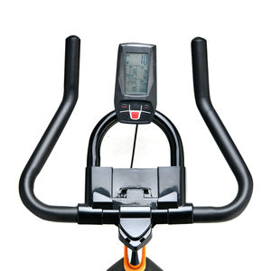 Equipo de fitness <span class=keywords><strong>Bicicleta</strong></span> de spinning profesional Uso <span class=keywords><strong>Bicicleta</strong></span> <span class=keywords><strong>estacionaria</strong></span> para interiores OEM <span class=keywords><strong>Precio</strong></span> competitivo de fábrica OEM para distribuidores - Product Image 6