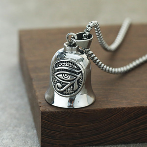 สร้อยคอกระดิ่งผีผีมรณะทำจากสแตนเลสสำหรับผู้ชาย - Product Image 4