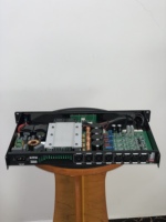 1U Sınıf D Amplifikatör Profesyonel Güç Amplifikatörü 4 Kanallı 4x600W/4x800W Dijital Stereo Amplifikatör DJ Canlı Sahne Subwoofer'ı