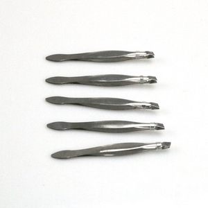 Pinzas para Cejas de Acero Inoxidable de 85 mm con Punta de Precisión para Depilación Facial de Uso General - Product Image 2
