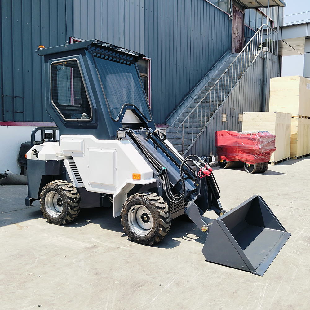 mini skidloader with cabin