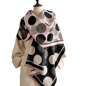 Chal de imitación de cachemira grueso para mujer, minimalista y versátil, para oficina, aire acondicionado, otoño e invierno - Product Image 4