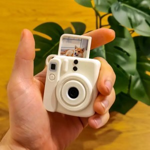 Llavero Antiestrés de Plástico Impreso en 3D con Diseño de Mini Polaroid, Puede Contener <span class=keywords><strong>Fotos</strong></span> Pequeñas de 1.0 Pulgadas, Éxito de Ventas Transfronterizo - Product Image 4