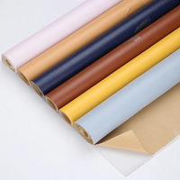 Vente en gros de cuir PVC auto-adhésif-0.3 à 1.0mm d'épaisseur, rouleaux de 50m pour la production de masse de chaussures, sacs (tailles personnalisées OEM)