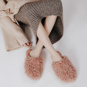 <span class=keywords><strong>Zapatillas</strong></span> de casa de piel sintética de felpa rosa cálida de invierno para mujer al por mayor - Product Image 4