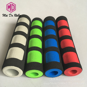 Poignées de guidon de vélo en mousse, diamètre intérieur 25,4 mm, longueur 120 mm, pour cyclisme, bicolores, multicolores - Product Image 2