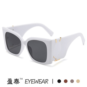 Lunettes de soleil carrées surdimensionnées Yingtai Eyewear, protection UV400, monture en PC, lunettes de soleil tendance pour femmes, noires - Product Image 4