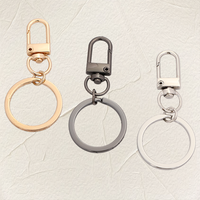 Lot d'accessoires pour porte-clés de voiture pivotants : chaînes, mousquetons à ressort, clips, boucles à déclenchement, crochets de suspension, anneaux plats