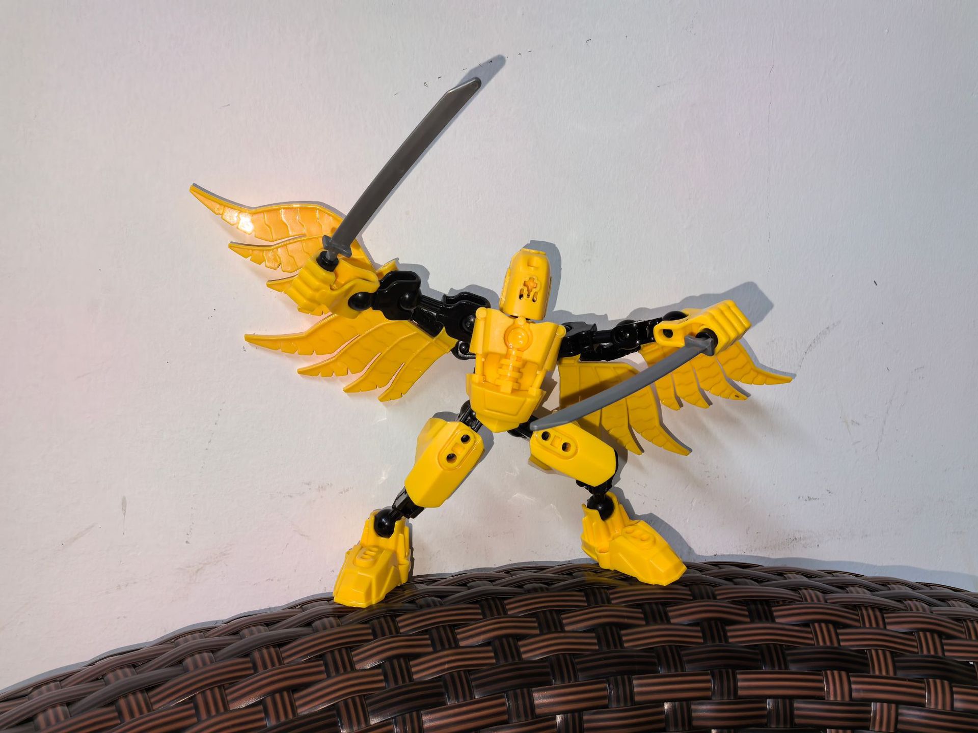 New Moomeng robot with wings (color please contact