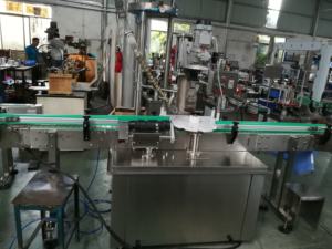 Machine de remplissage automatique pour bouteilles d'alcool, vin blanc, verre, petite échelle, vin blanc, machine de remplissage de produits, KV, <span class=keywords><strong>prix</strong></span> d'usine - Product Image 3