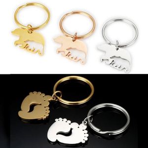 Porte-clés en acier inoxydable avec pendentif ours aux pieds dodus, style dessin animé créatif et simple, avec accessoires métalliques tendance, cadeau pour maman - Product Image 1