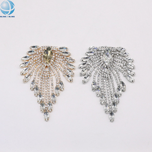 Glitter Kristal Strass Kwastje Applique <span class=keywords><strong>Patch</strong></span> Pin Gesp Voor Kleding Schouder Decor Vrouwen Schoenen Gesp Hoeden Tassen Accessoires - Product Image 1