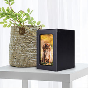 El Yapımı Çam Ahşap Kişiselleştirilmiş Anıt Entegre Fotoğraf Çerçeveli Hatıra Hayvan Cenaze Malzemeleri Evcil Hayvan Kremasyon Külleri İçin Urn - Product Image 3